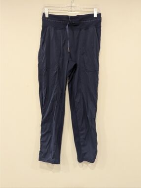 Lululemon Dance Studio Cropped Pants In Navy Size 4